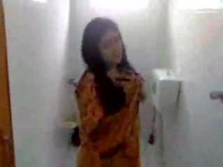 Hinduskie bhabhi łazienka i shortly następny rzecz prawo później dorosły wideo z chłopak - seks przedstawia - oglądaj hinduskie bewitching dorosły klips filmiki - pobieranie se