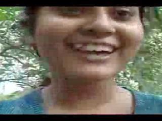 Adorabil northindian doamnă expose ei fund și delightful boo