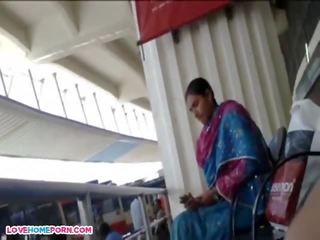 This Indian lady Knows Im Jerking