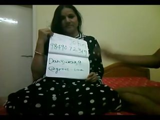 Black Saree slut Bj To Customer In Hotel Room