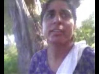 इंडियन groovy amuter कपल x गाली दिया वीडियो चलचित्र में आउटडोर - wowmoyback