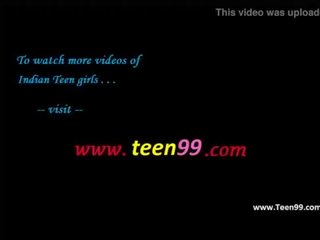 Teen99.com - india pueblo amante besando compañero en al aire libre