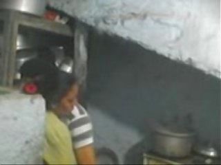 Nästa dörr indisk bhabhi smutsiga klämma