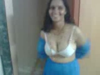 India aunty remove her sugih , expose her big boo